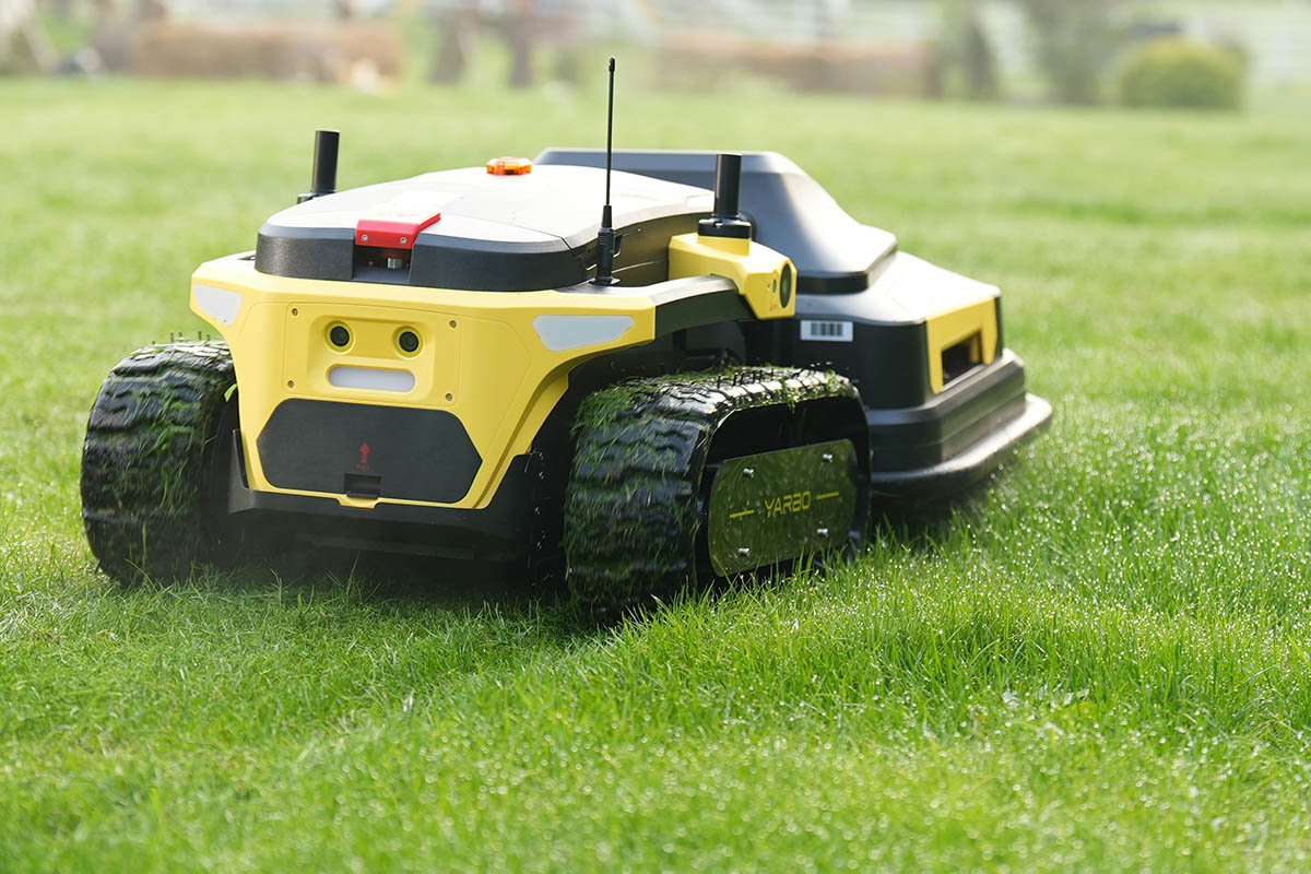 Mähroboter-Check: Günstige Modelle mit & ohne Begrenzung